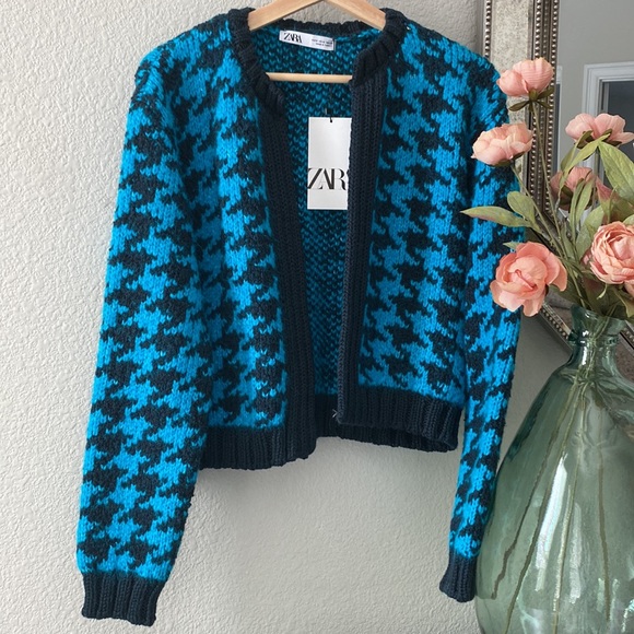 Cardigan - Picture 4 of 4